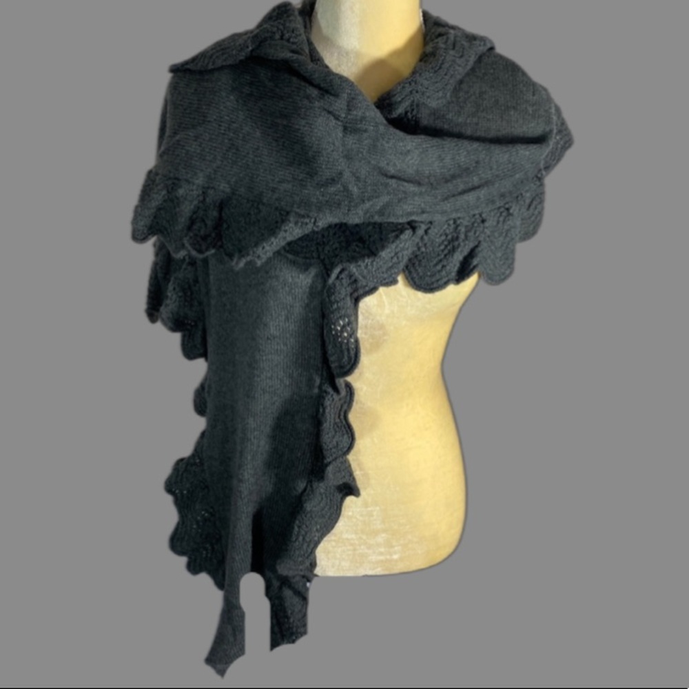 Ann Taylor Loft Scarf Knitted Grey NWT
